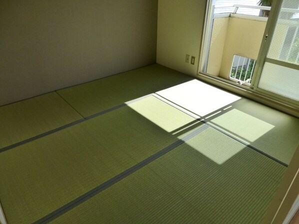 コーポ宮小路の物件内観写真